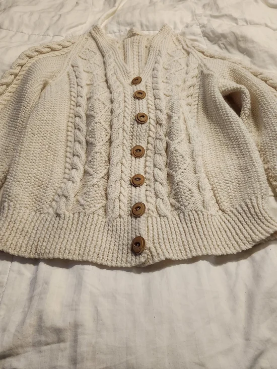 HANDMADE Cable Knit Button-Front Sweater Cardigan - Picture 6 of 11